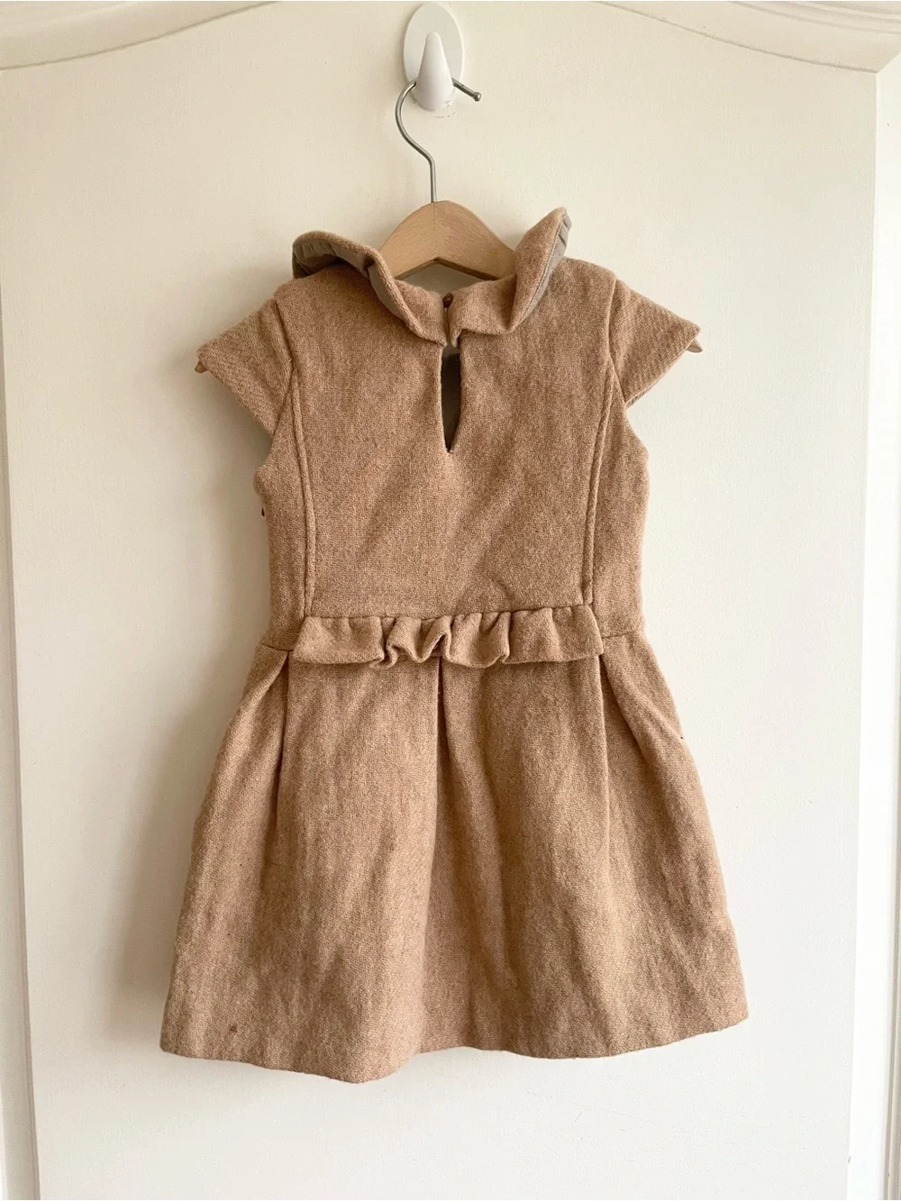 Marie Chantal 100% Wool Dress Cap Sleeves Pleated Girls Sz 3 Tan Brown Romania